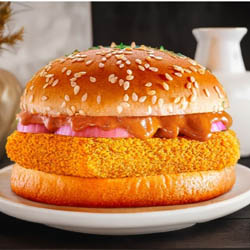 Makhni Paneer Burger